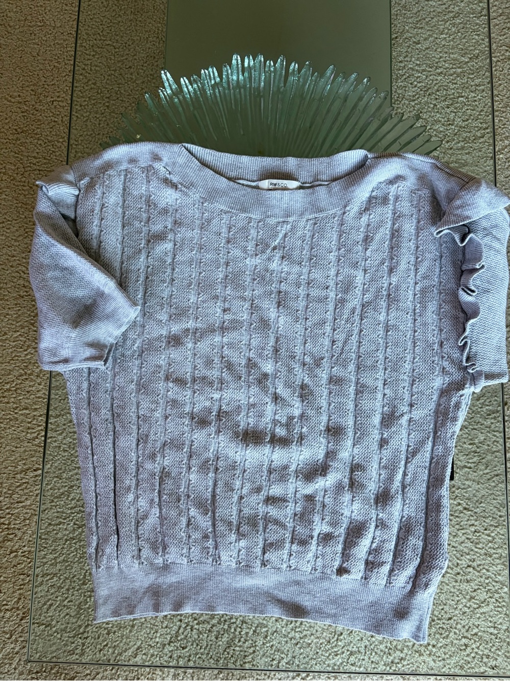 💜 RW&Co Short Sleeve Sweater with ruffle